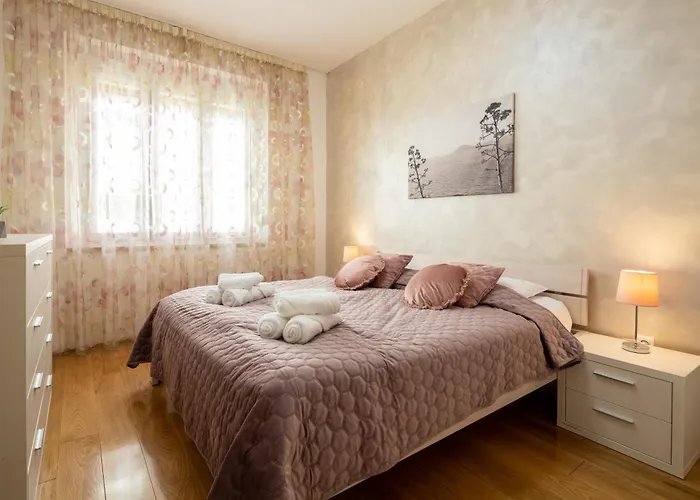 Luxury Aria In Centre Apartmán *