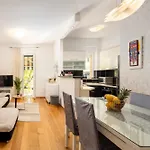 Luxury Aria In Centre *